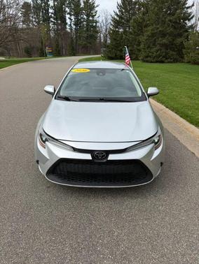 Silver 2020 Toyota Corolla LE