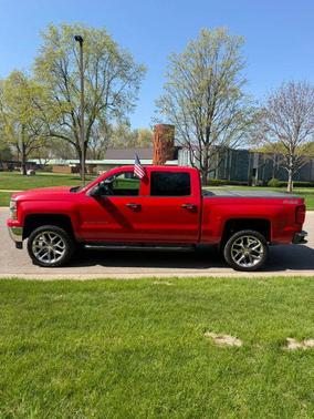 Red 2014 Chevrolet Silverado 1500 2LT