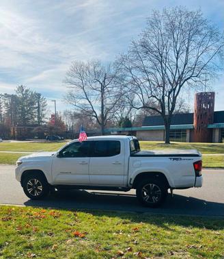 2018 Toyota Tacoma TRD Sport