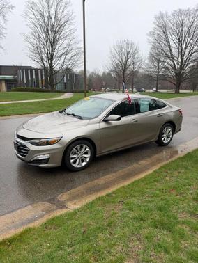 2022 Chevrolet Malibu FWD LT