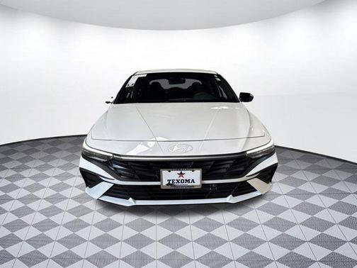 2025 Hyundai ELANTRA HEV SEL Sport