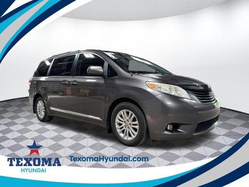 2012 Toyota Sienna XLE