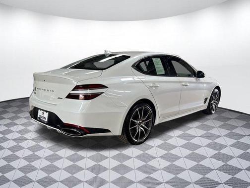 2025 Genesis G70 2.5T