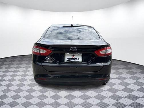2014 Ford Fusion Hybrid S