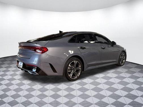 2022 Kia K5 EX