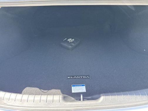 2025 Hyundai ELANTRA HEV Blue