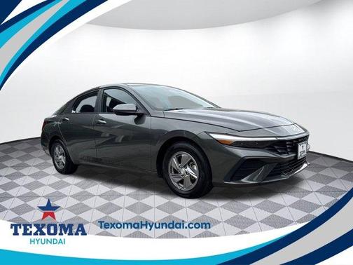 2024 Hyundai ELANTRA SE