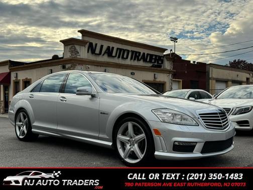 2010 Mercedes-Benz S-Class 4dr Sdn S 63 AMG RWD