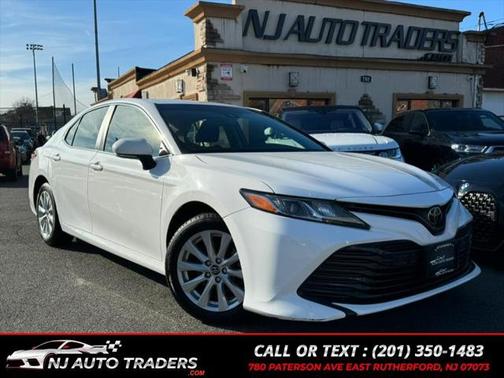 2018 Toyota Camry LE