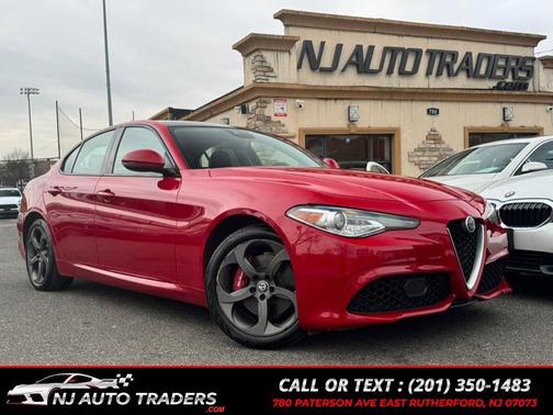2017 Alfa Romeo Giulia Base