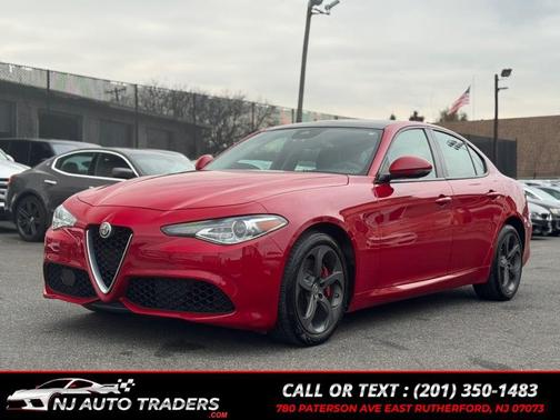 2017 Alfa Romeo Giulia Base