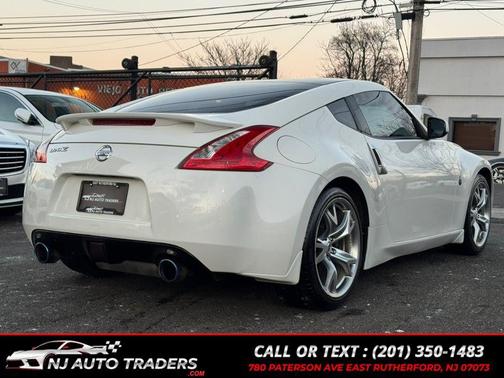 2010 Nissan 370Z Base