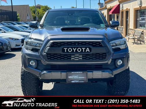 2020 Toyota Tacoma TRD Sport
