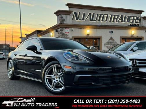 2018 Porsche Panamera 4