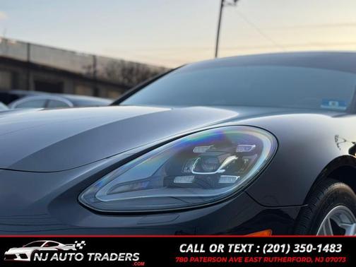 2018 Porsche Panamera 4