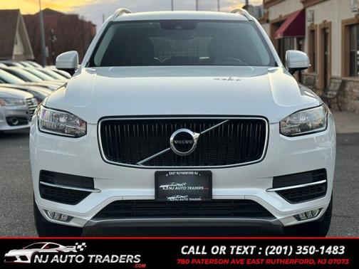 2016 Volvo XC90 T5 Momentum