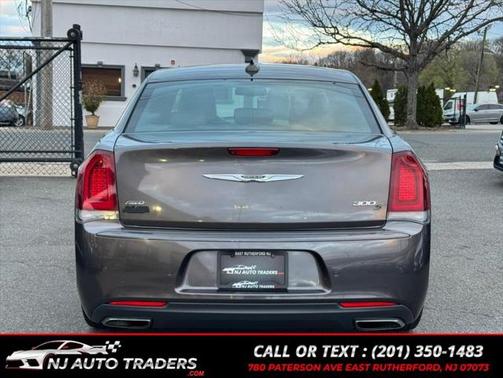 2015 Chrysler 300 S