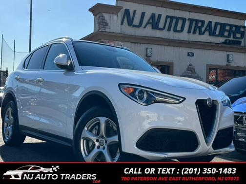 2018 Alfa Romeo Stelvio Base