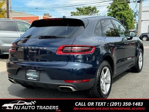 2018 Porsche Macan Base