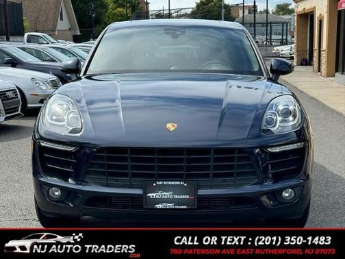 2018 Porsche Macan Base