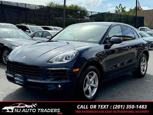 2018 Porsche Macan Base