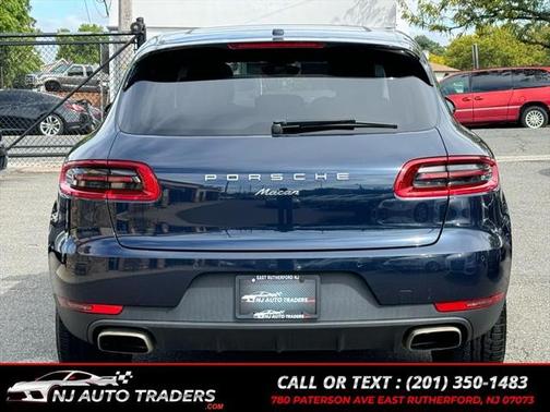 2018 Porsche Macan Base