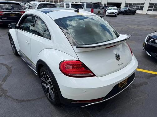 Pure White 2016 Volkswagen Beetle 1.8T Dune