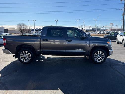 2015 Toyota Tundra SR5