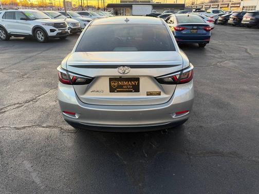 2019 Toyota Yaris Sedan 6A