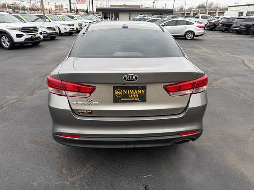 2016 Kia Optima LX