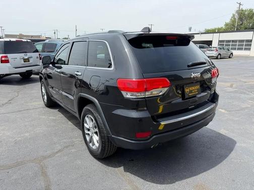 Brilliant Black Crystal Pearlcoat 2014 Jeep Grand Cherokee Limited