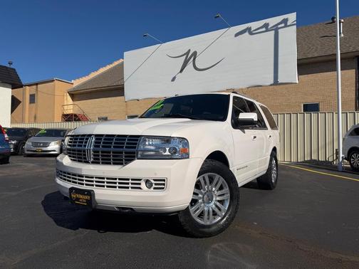 2011 Lincoln Navigator Base