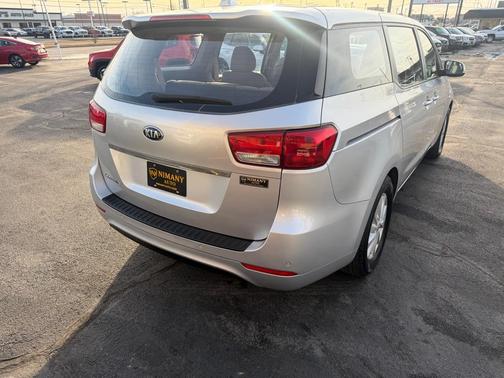 2015 Kia Sedona L