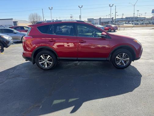 2016 Toyota RAV4 XLE