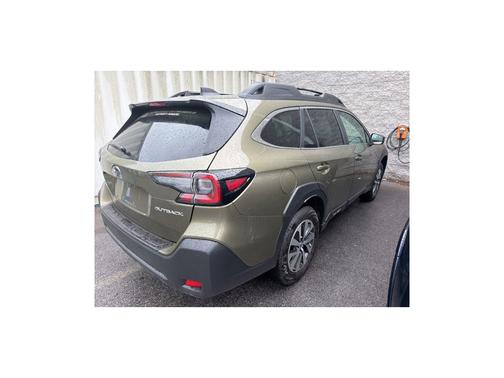 Autumn Green Metallic 2025 Subaru Outback Premium
