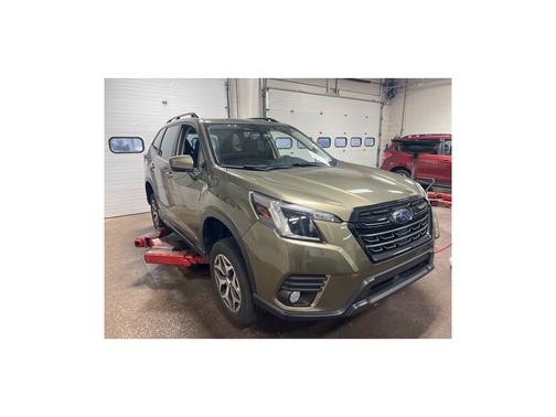 2023 Subaru Forester Premium