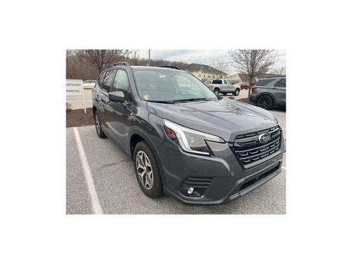2024 Subaru Forester Premium