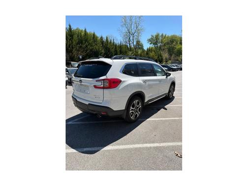Crystal White Pearl 2025 Subaru Ascent Touring