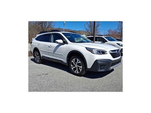 Crystal White Pearl 2022 Subaru Outback Limited