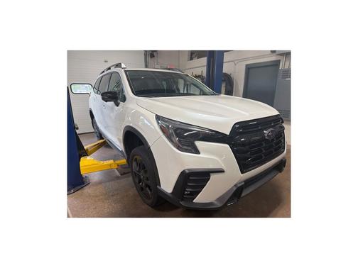 Crystal White Pearl 2023 Subaru Ascent Onyx Edition