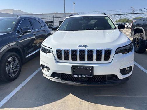 2022 Jeep Cherokee Latitude Lux