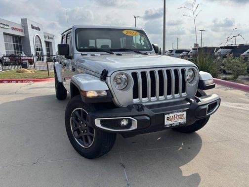 2023 Jeep Gladiator Overland