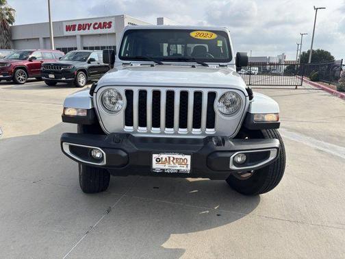 2023 Jeep Gladiator Overland