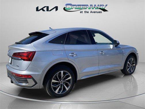 2022 Audi Q5 45 S line Premium Plus