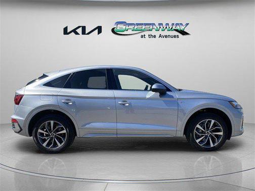 2022 Audi Q5 45 S line Premium Plus