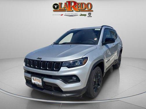 Silver Zynith Metallic Clearcoat 2026 Jeep Compass Latitude