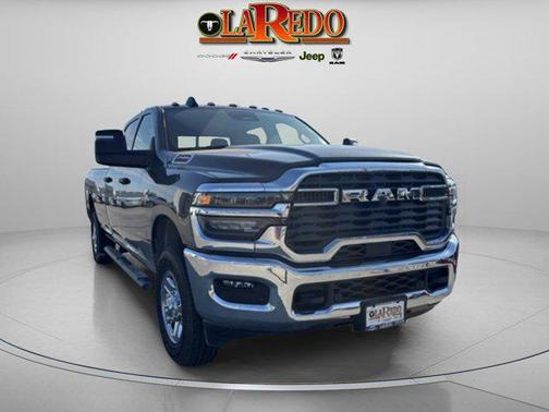 2025 RAM 2500 Tradesman Crew Cab 4x4 8' Box
