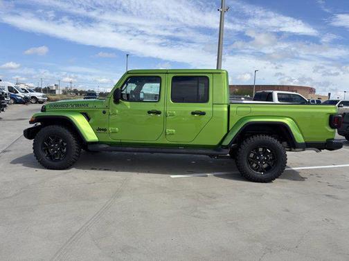 2025 Jeep Gladiator High Tide