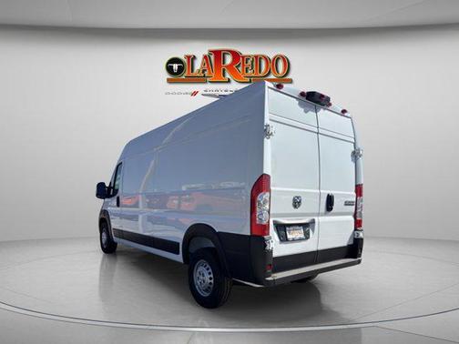 Bright White Clearcoat 2026 RAM ProMaster 2500 Tradesman