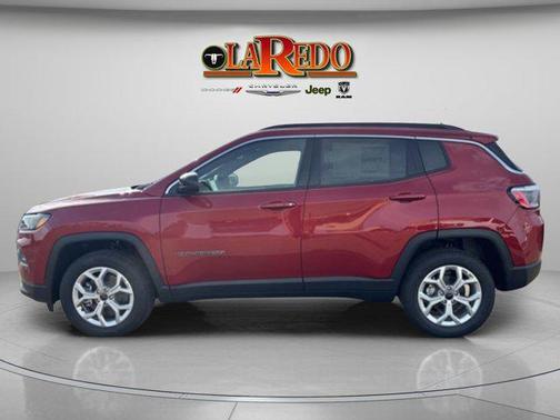 Red Hot Pearlcoat 2026 Jeep Compass Latitude